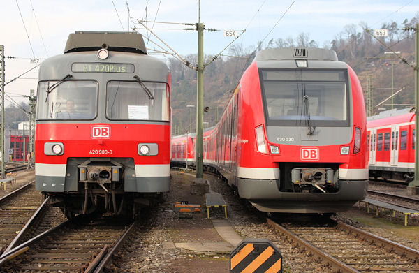 420 400 und ein ET 430 im Bw Plochingen