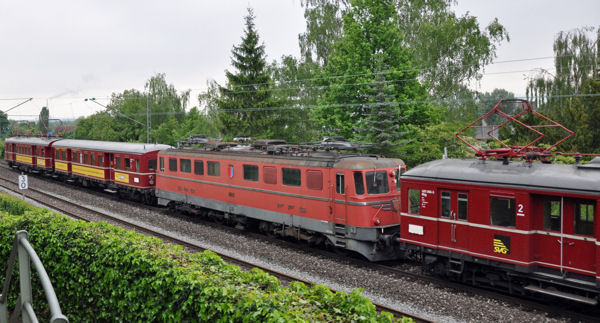 Ae 6/6 Sandwich mit ET 65 005 und ET 65 006 am 20. Mai 2010 in Stuttgart-Nord